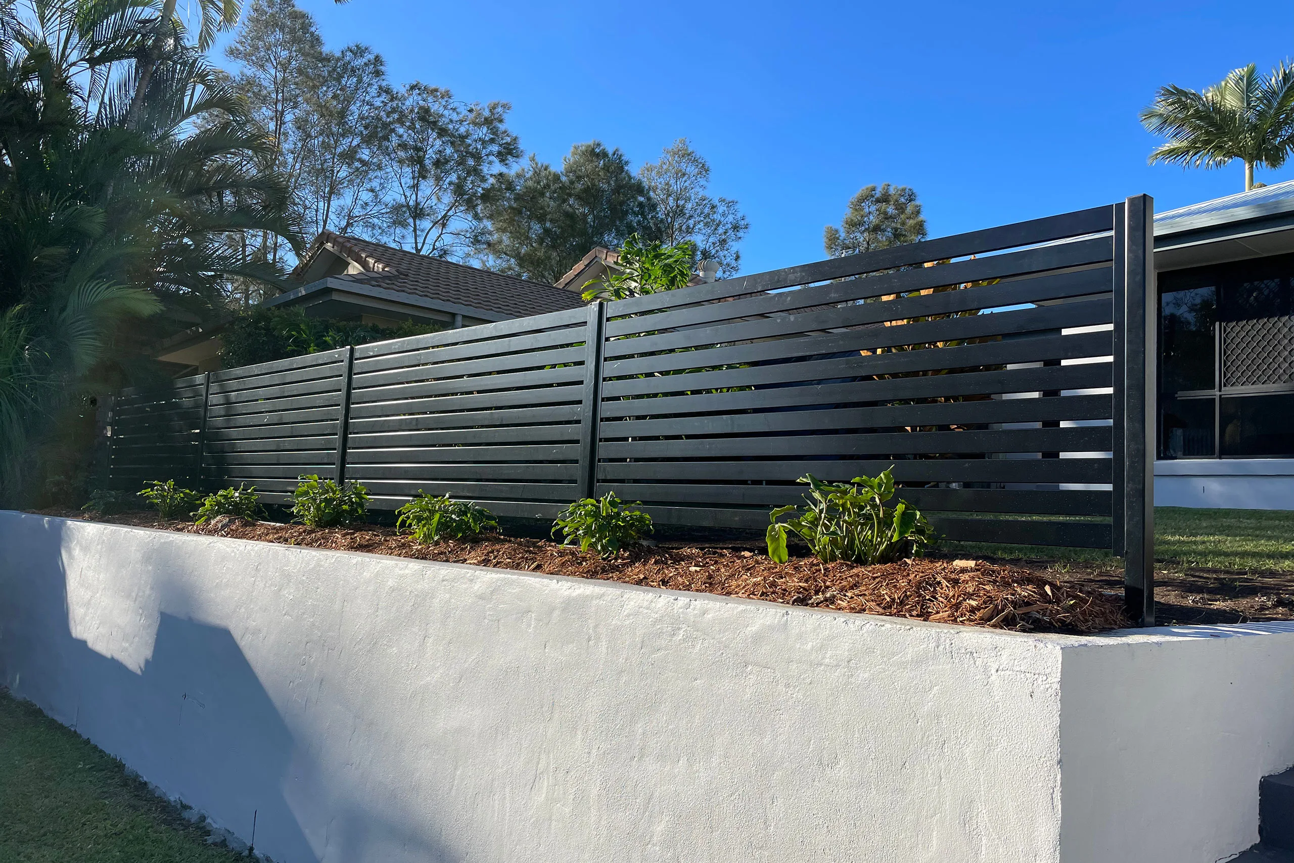 Protector Aluminium Welded Slat Screen Satin Black Insitu