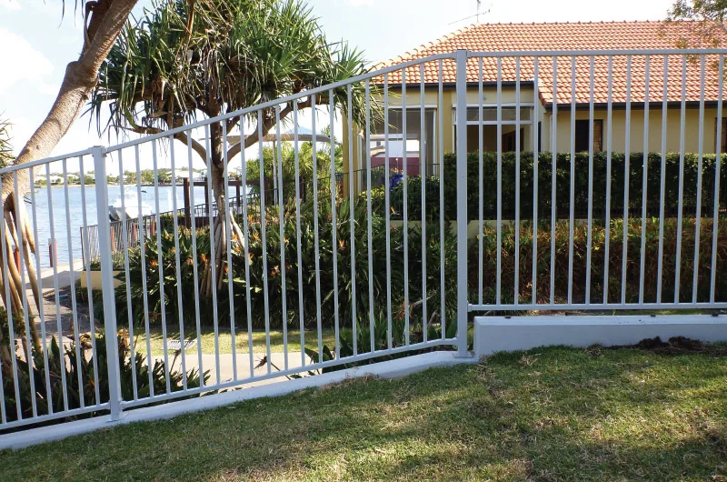 Garden Fence Raked